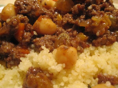 Beef Tagine, Ground Beef Seasoning, Iranian Recipes, Moroccan Cooking, Moroccan Dishes, Couscous Recipes, Sunday Meal Prep, Moroccan Food, Food O