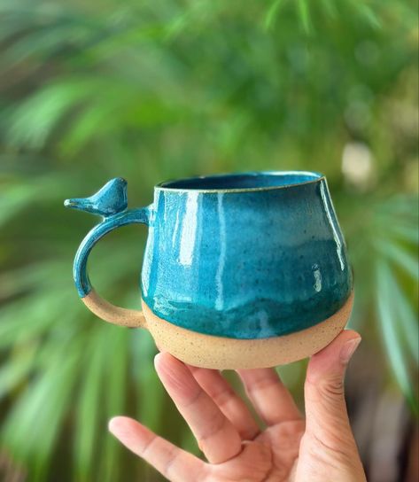 Mina | This beautiful mug showcases one of my successful glaze combinations.💚🤍I used 2 layers of honey flux over 2 layers of textured turquoise… | Instagram Honey Flux Glaze Combos, Amaco Honey Flux Glaze Combinations, Power Turquoise Glaze Combinations, Botz Glaze Combinations, Glaze Pottery Ideas, Textured Turquoise Glaze Combinations, Honey Flux Glaze Combinations, Amaco Textured Turquoise, Glaze Combinations For Pottery