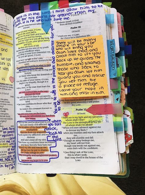 Annotating Bible Aesthetic, Annotating Bible, Bible Study Pictures, Bible Annotations, Bible Goals, Bible Journal Notes, Inspire Bible Journaling, Bullet Journal Ideas, Bible Study Notebook