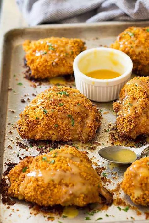 Oven Baked Breaded Chicken, Easy Oven Fried Chicken, Breaded Chicken Thighs, Fried Chicken Thigh Recipes, Oven Fried Chicken Thighs, Chicken Thighs In Oven, Fried Chicken Thighs, Baked Breaded Chicken, Baked Fried Chicken