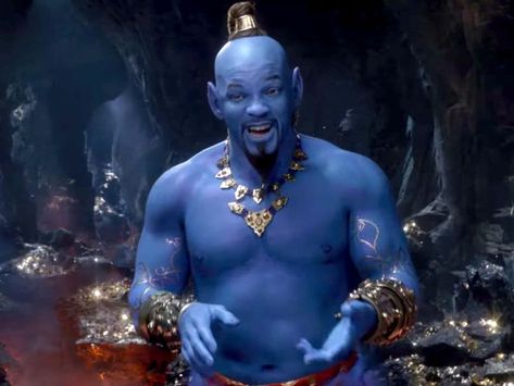 In the real life version of the cartoon movie Aladdin, Will Smith took on the role of the Genie. Most notable for his blue skin, pointy ears, black ponytail, and various golden jewelry. Aladdin Film, Movie Place, New Power Rangers, Aladdin Genie, Power Rangers Movie, Genie Aladdin, Paramount Studios, Live Action Movie, The Smiths