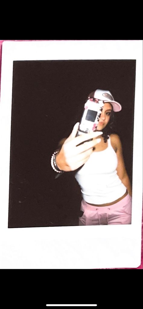 Flip phone and 2000s outfit Flip Phone Photoshoot, Person Holding Flip Phone, Flip Phone Photos, Holding Flip Phone Reference Pose, Holding Flip Phone Reference, Y2k Shoot, Podcast Photoshoot, 2000s Phone, Early 2000s Photoshoot