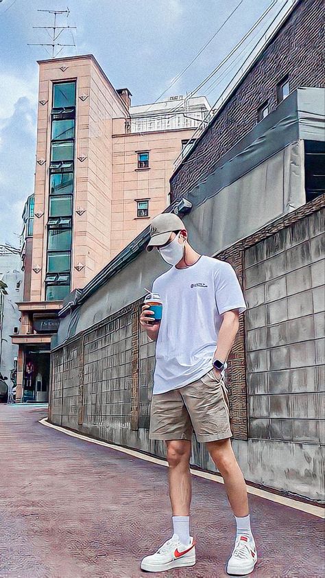 Korean Mens Summer Outfits, Korean Guy Outfits Summer, Outfit Santai Pria, Summer Outfits Asian Men, Casual Beach Outfit Men, Asian Casual Outfits Men, Summer Asian Outfits Men, Asian Men Summer Fashion, Asian Men Summer Outfit