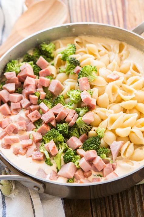 Pasta Broccoli Recipes, Ham And Broccoli Pasta, Ham And Broccoli, Pasta Broccoli, Ham Pasta, Macaroni Cheese Recipes, Nice Recipes, Broccoli Pasta, Broccoli Recipes