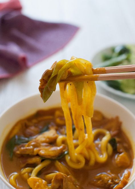 Udon Noodle Recipe Soup, Udon Noodle Recipes, Noodle Recipes Chicken, Flavored Noodles, Udon Noodles Recipe, Udon Recipe, Udon Noodle Soup, Curry Udon, Noodle Restaurant