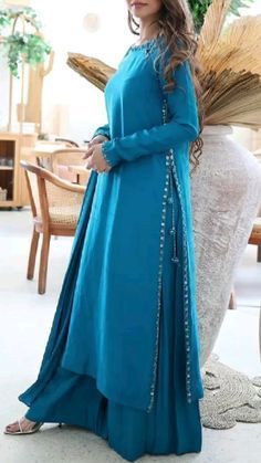 Designs For Simple Suit, Formal Sleeves Design, Design Of Plain Suits, Stitching Designs For Suits, Long Pakistani Suits, Pakistani Long Dress Design, Selves Designs Pakistani, Eid Dress Ideas Simple, Simple Plain Dress Designs