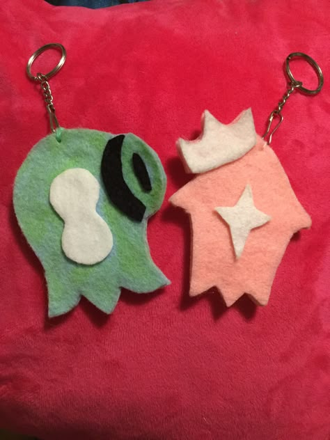 Splatoon Keychain, Splatoon Crafts, Splatoon Room, Splatoon Plushies, Callie Cosplay, Plushies Diy, Splatoon Squid, Anime Club, Charm Ideas