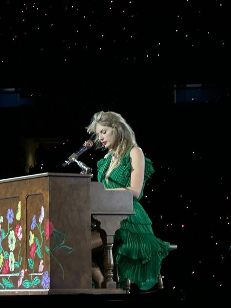 Eras Tour Suprise Song, Surprise Songs Eras Tour, Eras Tour Nashville, Taylor Swift The Eras Tour, May 2023, Swift 3, Nashville Tennessee, Thank U, O Clock