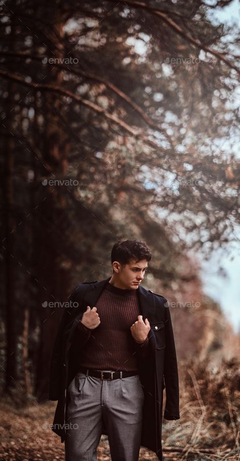 Man In Forest, Ethereal Photoshoot, Autumn Photography Portrait, Men Posing, Man Full Body, Autumn Photoshoot, Life Drawing Reference, Engagement Shots, Men Photoshoot