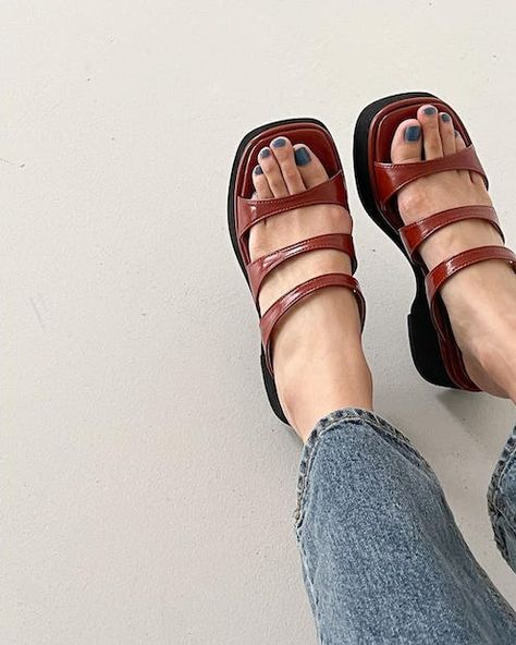 7 Fall 2023 Pedicure Trends Every Stylish Person Is Wearing 2023 Pedicure Trends, Trends Fall 2023, Pedicure Trends, 2023 Pedicure, Nude Polish, Color For Nails, Fashion Staples, Gel Couture, Black Nail Polish