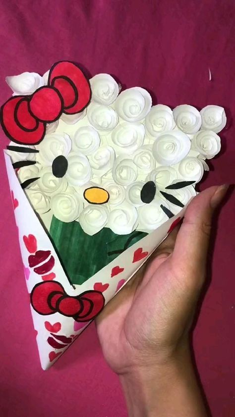 Hello Kitty Gifts Diy, Stockings Diy, Inexpensive Diy Gifts, Diy Hello Kitty, Hello Kitty Gifts, Easy Diy Christmas Gifts, Hello Kitty Crafts, Christmas Stockings Diy, Hello Kitty Accessories