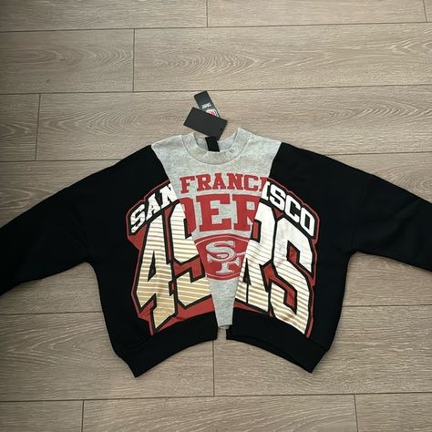 49ers sweatshirt! Size XS! Never worn! 49ers Sweatshirt, Football Outfits, Tee Shirt Designs, Tee Shirt, Nfl, Shirt Designs, Tee Shirts, Custom Design, Football