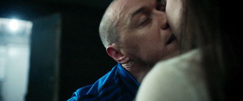 Hedwigs first kiss #love Hedwig Split, Hugh Jackman Kiss, James Mcavoy Kiss Gif, James Mcavoy Speak No Evil, Split Movie, Kiss Me Deadly 1955, Emma Swan And Killian Jones Kiss, Movies 2016, Charles Xavier