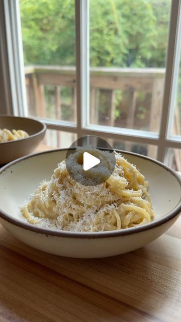 Justine Doiron on Instagram: "Corn & Parmesan Pasta (inspired by cacio e pepe, because tbh all good things are 😌🌽)

And give me two burners and things immediately become dangerous 😈 

This pasta uses corn broth for both the sauce and to boil the pasta, making it low-waste, creamy, saucy, and cheesy. All things to love. Because we also really love corn 💚

Full recipe is online, and I hope it might make your summer rotation! 

https://justinesnacks.com/corn-parmesan-pasta/

#cornpasta #summerrecipes #corn" Corn Broth, Justine Doiron, Corn Pasta, Pasta Making, Parmesan Pasta, Low Waste, The Sauce, Meatless Meals, Polenta