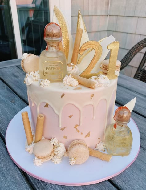 21st Bday Cake, 21st Birthday Themes, 21st Birthday Girl, Butterfly Birthday Cakes, 21st Cake, 21st Birthday Cakes, 21st Birthday Decorations, 21st Party, Cupcake Birthday Cake