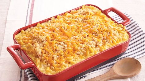 Custard-Style Mac and Cheese Recipe - BettyCrocker.com Mac And Cheese Cups, Mac And Cheese Recipes, Carb Cravings, Dishes Ideas, Homemade Mac And Cheese, Best Mac And Cheese, Custard Recipes, Mac N Cheese Recipe, Glass Baking Dish