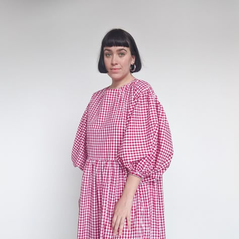 Puffy Sleeve Pattern, Diy Puff Sleeves, Balloon Sleeves Pattern, Long Sleeve Dress Pattern, Ruffled Dress Pattern, Diy Daisy, Dress Hack, Puff Sleeve Pattern, Gingham Outfit