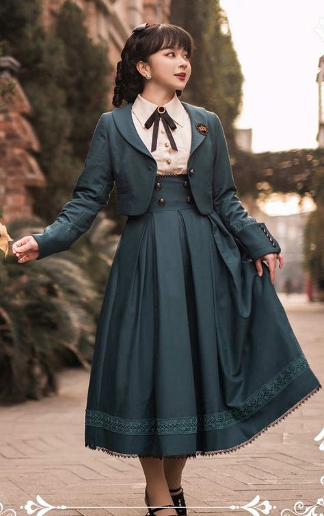 Vintage School Uniform, Coat Style Dress, Fancy Coat, Fancy Boutique, Vintage Core, Boutique Style Dresses, Fancy Gown, Gaun Abad Pertengahan, Classic Lolita