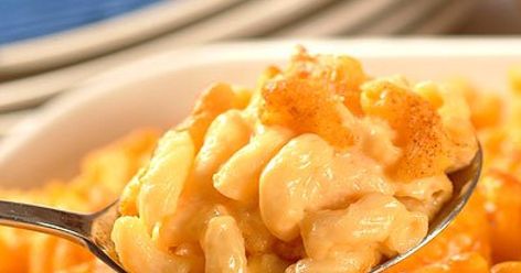 Macaroni & Cheese For A Crowd Mac And Cheese Recipe Evaporated Milk, Carnation Milk Recipes, Carnation Milk, Diy Condiments, Milk Chocolate Fudge, Christmas Cookie Ideas, Condensed Milk Recipes, Macaroni N Cheese Recipe, Mac And Cheese Recipe