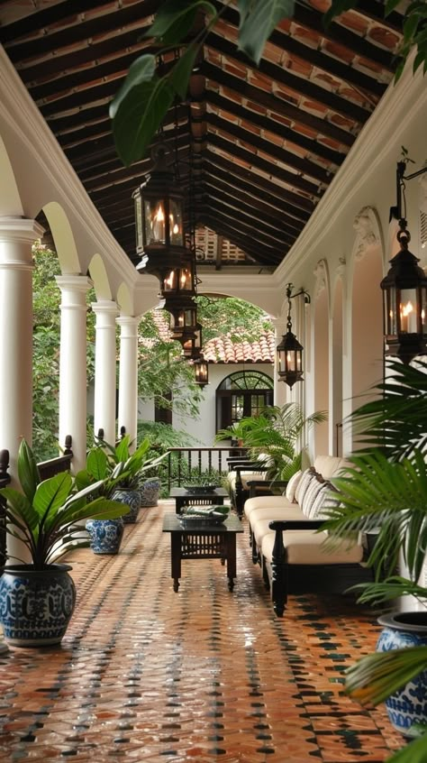 Modern Hacienda, Hacienda Homes, Spanish Home Decor, Hacienda Style Homes, Casa Country, Casas Coloniales, Colonial Decor, Hacienda Style, Spanish Style Homes