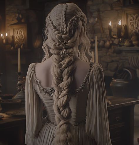 ‧₊˚ ☁️⋅♡𓂃 ࣪ ִֶָ☾. Targaryen Aesthetic Hair, Targaryen Hair Styles, Medieval Princess Hairstyles, Targeryan Hair, Targaryen Hair Aesthetic, Targaryen Princess Aesthetic, Targaryen Braids, Targaryen Hairstyles, Medieval Hair