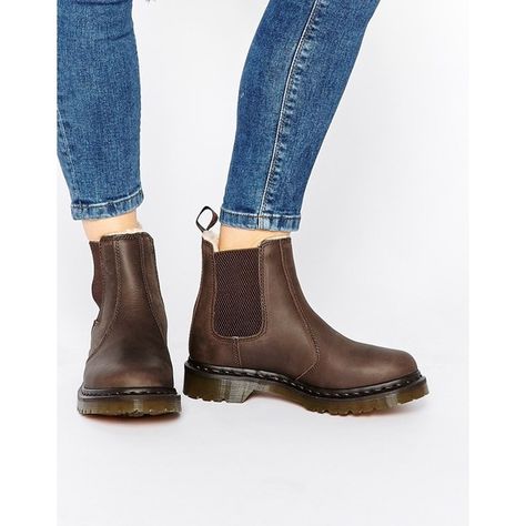 Outfits With Dr Martens, Outfits With Dr Martens Boots, Dr Martens Leonore, Good Work Boots, Boot Fashion, Boots Jeans, Brown Chelsea Boots, Minimalist Shoes, Dr Martens Boots