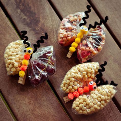 Make Snack-Time Fun · Kix Cereal Kix Cereal, Butterfly Snacks, Market Day Ideas, Kids Market, Preschool Snacks, Sandwich Bag, Market Day, Kids Treat, Cute Snacks