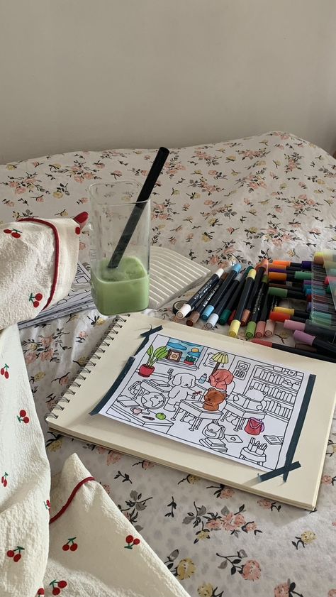 Coloring Hobby Aesthetic, Colouring Aesthetic, Bobbie Goods Coloring, Pen Art Work, Bobbie Goods, Calming Activities, Just Girl, Easy Diy Art, Cute Coloring Pages