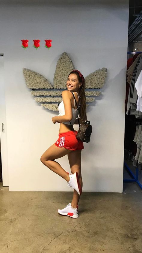 ‼️ At Gym, Alexis Ren, American Brand, Santa Monica, Images Photos, Fitness Inspo, Dress To Impress, Tshirt Dress, Girl Fashion