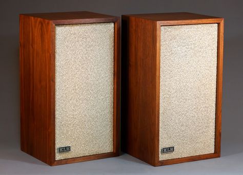 KLH Model 6 speakers Klh Speakers, Garrard Turntable, Bose Speakers, Speaker Cab, Speaker Plans, Vintage Speakers, Audio Engineer, Home Speakers, Audio Room