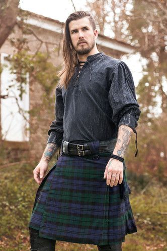 Versatta Tartan Kilt - Black Watch - 23" - Verillas Black Watch Outfit, Blackwatch Tartan, Tartan Material, Celtic Fashion, Guys In Skirts, Scottish Clothing, Kilt Belt, Modern Utility, Leather Kilt