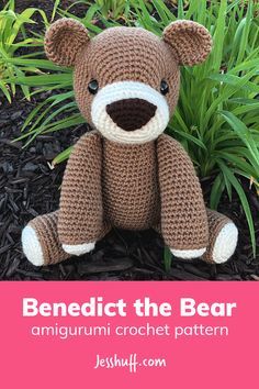 Benedict the Bear Amigurumi - Free Crochet Pattern from Jess Huff. Jess Huff, Crocheted Teddy Bear, Bear Amigurumi, Crochet Bear Patterns, Confection Au Crochet, Crochet Teddy Bear Pattern, Crochet Teddy Bear, Crochet Simple, Haken Baby