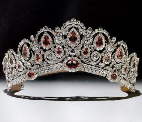 Bagration Tiara - The Royal Watcher Ruby Tiara, Royal Crown Jewels, Royal Tiaras, The Royal Collection, Pink Spinel, Princess Anne, Royal Jewels, Princess Mary, Royal Jewelry