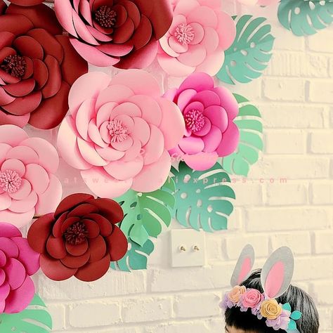 DIY Large Rose Giant Paper Flowers Wall Decor Home Wedding Decoration Baby Shower Birthday Party Artificail Flowers Backdrop|Artificial & Dried Flowers| - AliExpress Paper Flowers Wall Decor, Paper Flowers Wall, Giant Paper Roses, 3d Paper Flowers, Flower Backdrop Wedding, Flowers Wall Decor, Diy Flores, Fleurs Diy, Paper Flower Wall Decor