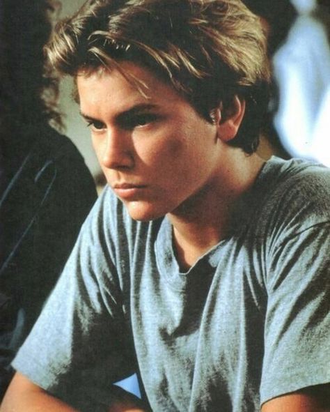 River Phoenix River Phoenix Rare, Peace River, River Phoenix, Keanu Reeves, Stand By Me, Role Models, Celebrity Crush, Actors & Actresses, Pretty People