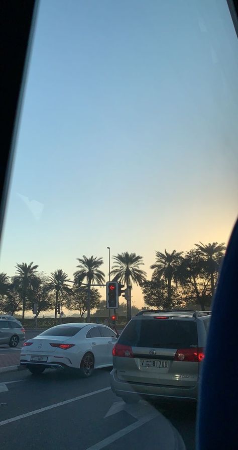 Dubai Aesthetic Morning, Dubai Morning Snapchat, Oddy Car, Car Aesthetic Morning, Dubai Morning, Aesthetic Dubai, Aesthetic Sunrise, Dubai Beach, Sunrise Aesthetic