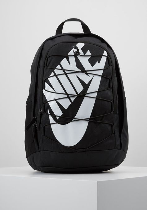 Nike Hayward Backpack, Black Nike Backpack, Nike Duffle Bag, Cute Backpacks For School, Black Backpack School, Mochila Nike, All Black Nikes, Basketball Bag, Cute School Bags