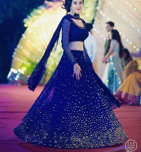 #bollywood #style #lehenga #designer #bluelehenga #bridal #bride Astha Narang, Royal Blue Lehenga, भारतीय दुल्हन संबंधी, डिजाइनर कपड़े, Lehnga Dress, Blue Lehenga, Indian Bridal Dress, Patiala Salwar, Indian Gowns Dresses