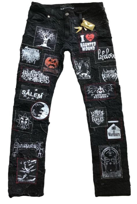 Custom jeans Spikes Fashion, Graffiti Clothing, Dark Gothic Art, Patch Pants, Custom Jeans, Bathroom Remodel Designs, Patches Jacket, Clothes Pins, Diy Clothes