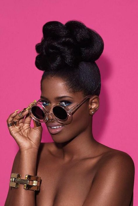 Wow Hair Afro, Photoshoot Themes, Natural Hair Inspiration, 4c Hairstyles, Afro Hairstyles, Black Is Beautiful, Hair Looks, Hair Inspo, Beautiful Hair