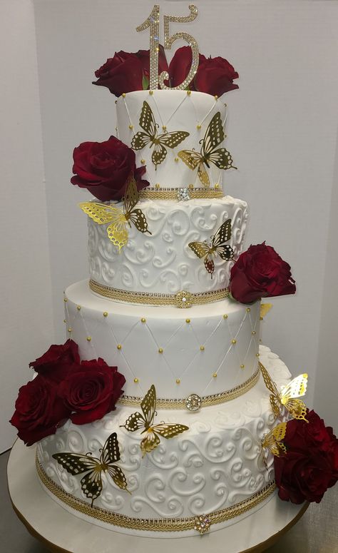 Red Quinceanera Theme, Red Quince Theme, Red And Gold Quince, Red Quinceanera Ideas, Quinceanera Red, Quince Cakes, Quince Cake, Sweet 15 Party Ideas Quinceanera, Quince Themes