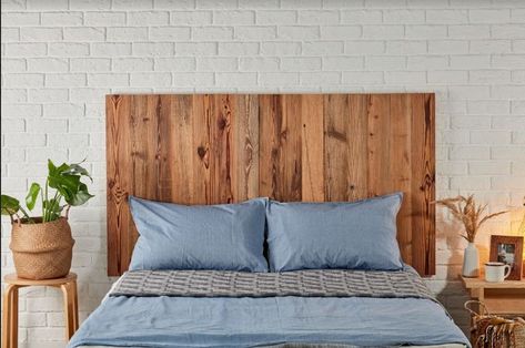 Rustic Wood Headboard, King Bedroom Furniture, Trendy Farmhouse, Barnwood Furniture, King Size Headboard, Wooden Headboard, Rustic Bedding, Ideas Casa, Wood Headboard