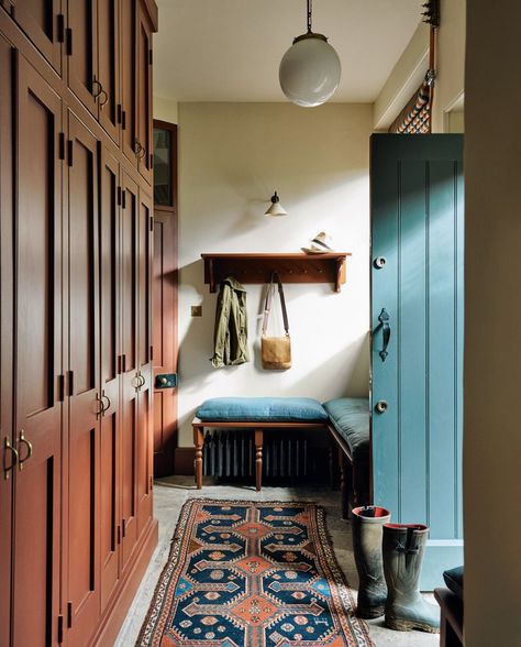 Anna Haines brings harmony to a former vicarage outside Bath | House & Garden Anna Haines, Edward Bulmer, Cotswold House, Victorian Floor Tiles, Natural Paint, Italian Farmhouse, Victorian Floor, Flagstone Flooring, Century City