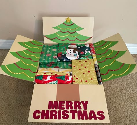 Christmas Care Package For Boyfriend, Christmas Deployment Care Packages, Pink Nails Easy, Christmas Gift Bf, Christmas Care Package Ideas, Christmas Pink Nails, Care Package Decorating, Christmas Tree Care, Diy Care Package