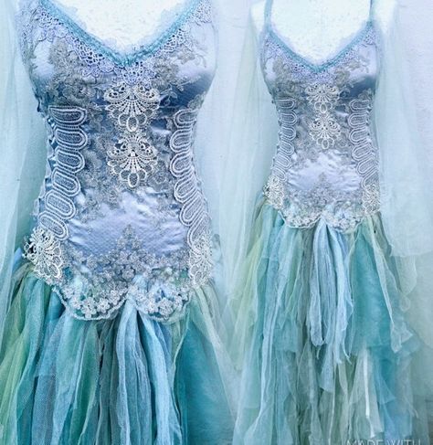 Statement Wedding Dressbridal Gown Extraordinairebohemian - Etsy Denmark Sea Themed Wedding Dress, Ocean Wedding Dress, Statement Wedding Dress, Boho Wedding Dress Bohemian, Elven Princess, Wedding Dress Bohemian, Dress Boho Wedding, Wedding Dress Boho, Bridal Gowns Vintage