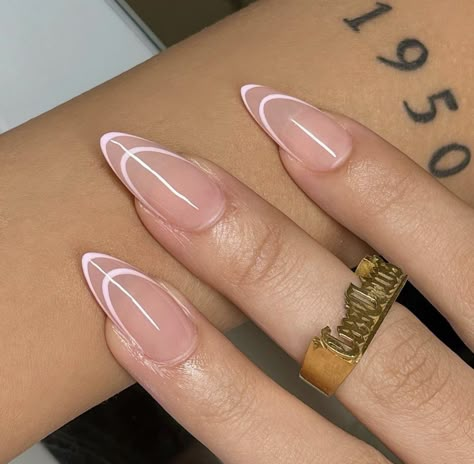 Minimal Manicure, Kylie Nails, Milky Nails, Nude Nail Designs, New Nail Designs, Simple Gel Nails, New Nail, Simple Nail, Popular Nails