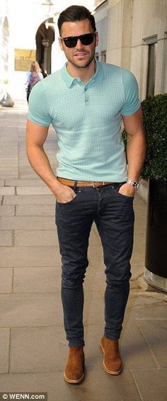 European Mens Fashion, Polo Shirt Outfit, Green Shirt Outfits, Polo Shirt Outfit Men, Mark Wright, Green Polo Shirt, Polo Shirt Outfits, Shirt Outfit Men, Polo Outfit