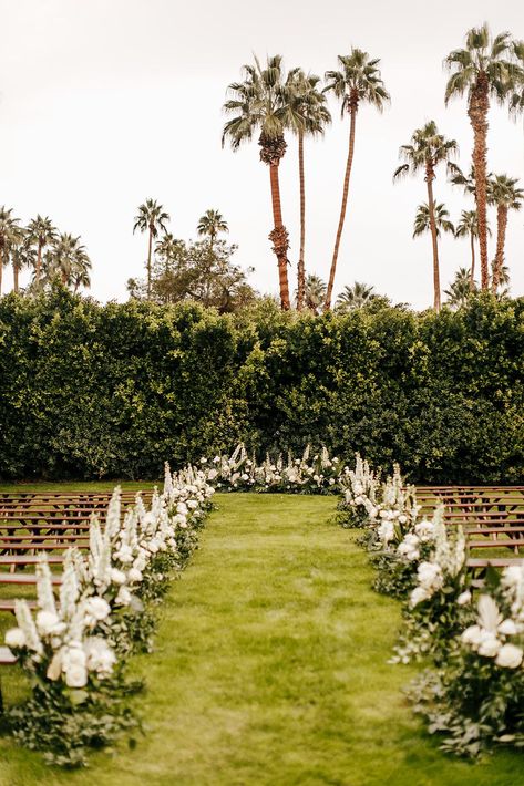 Palm Event Center Wedding, Palm Desert Wedding, Parker Palm Springs Wedding, Aesthetic Wedding Ceremony, Palm Spring Wedding, Palm Springs Garden, Classic Wedding Aesthetic, Palm Springs Wedding Venues, Modern Vintage Wedding