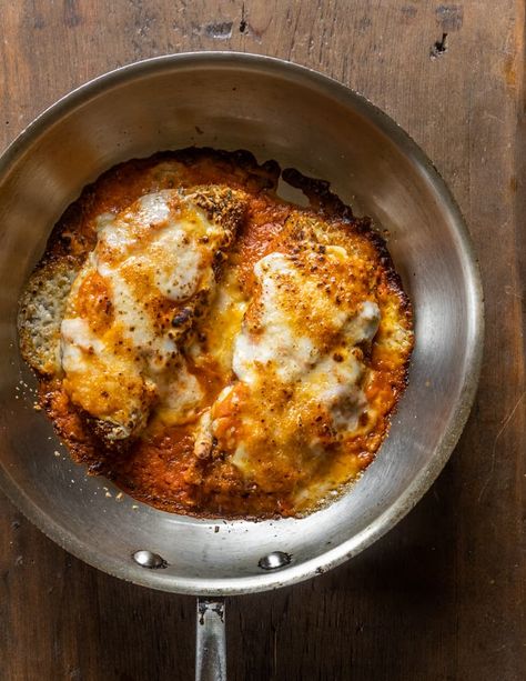 Mushroom Parmesan, Puffball Mushroom, Wild Mushroom Recipes, Italian Chef, Homemade Tomato Sauce, Chicken Parmesan, Mushroom Recipes, Vegetarian Cheese, Grated Parmesan Cheese