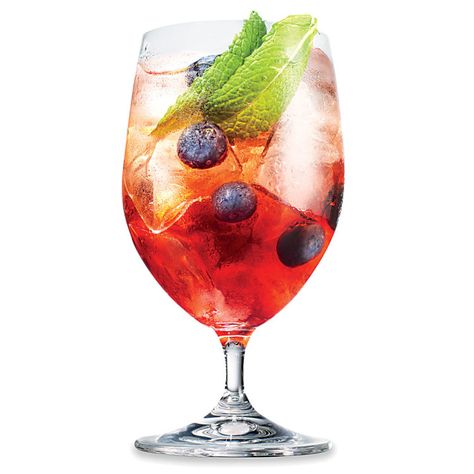 Sloe Gin Spritz: Our warm-weather drinking philosophy in a nutshell: When in doubt, add bubbles. Brunch Cocktail Recipes, Gin And Soda, Best Gin Cocktails, Sparkling Wine Cocktails, Classic Gin Cocktails, Spritz Recipe, Gin Recipes, Sloe Gin, Best Gin